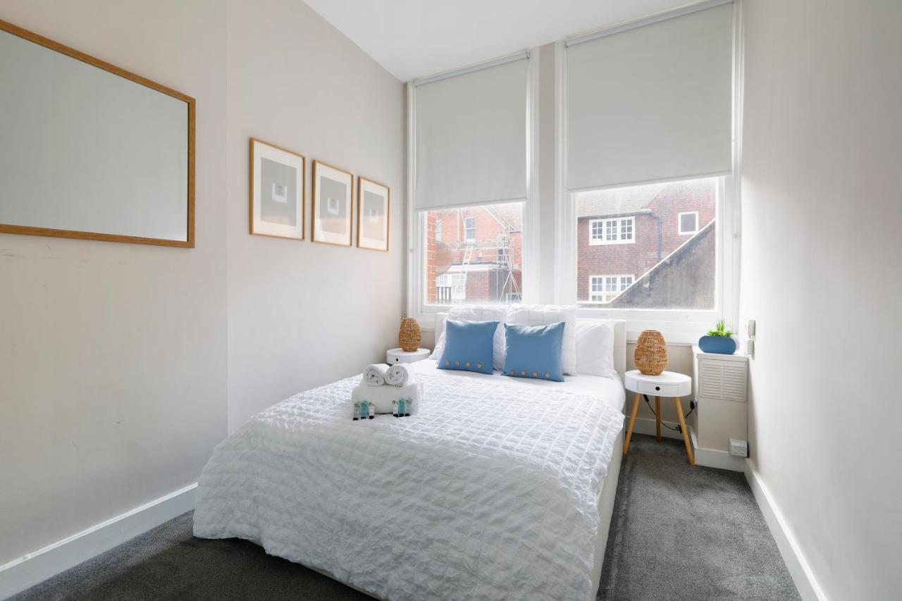 Great 2 Bedroom Apt By The Beach And Town Brighton Exterior photo